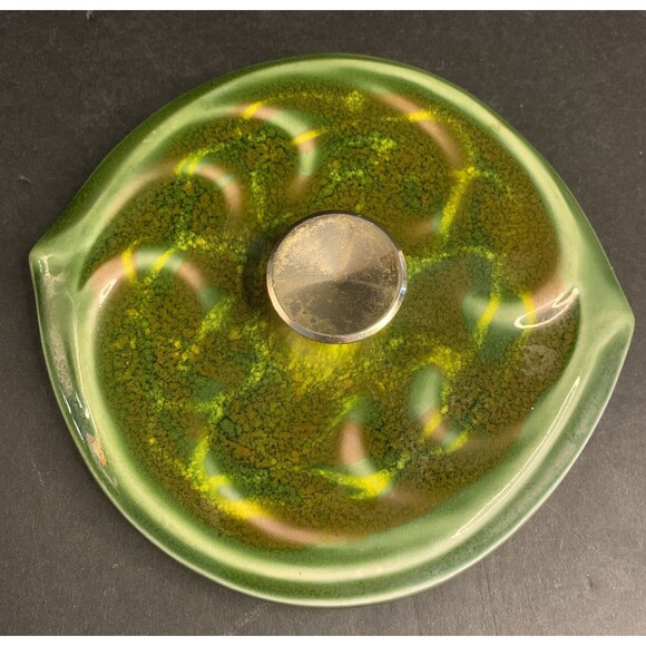 Vintage Green Pottery Bowl With Lid USA 2747 And 736-737 Markings - Picture 5 of 8